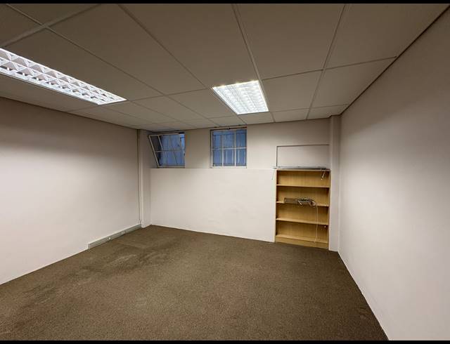 200M² OFFICE TO LET IN GARDENS